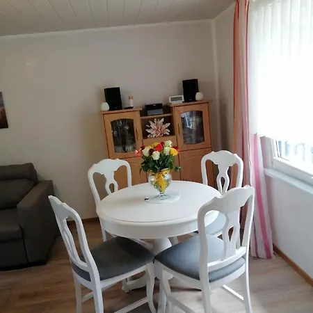 Hébergement de vacances Ferienbungalow Auf Gartengrundstueck *